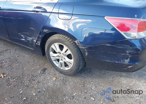 2009 Honda Accord 2.4 Lx-P z USA, uszkodzony, nr VIN 1HGCP26489A039555